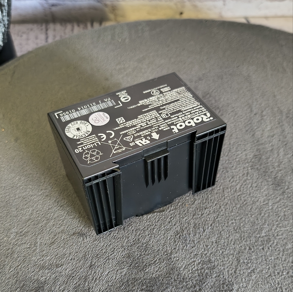 OEM iRobot Roomba vacuum lithium ion battery replacement, e i j7+, series i7 i7+ - Picture 4 of 7